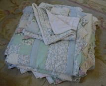 Patchwork quilt & 2 pillow cases