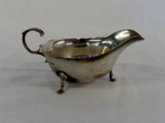 Silver sauce boat Birmingham 1969 weight