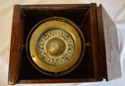 Ships gyroscopic compass in wooden case, makers mark 'Chris Olsen, Grimsby'