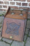 Late Victorian coal box with liner