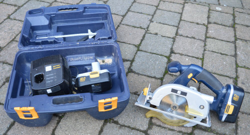 Pro 18v circular saw with spare battery