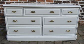 Modern white chest of drawers