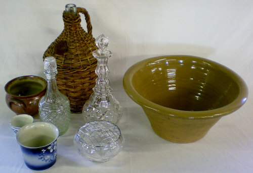 Mixing bowl, 2 glass decanters, rose bow