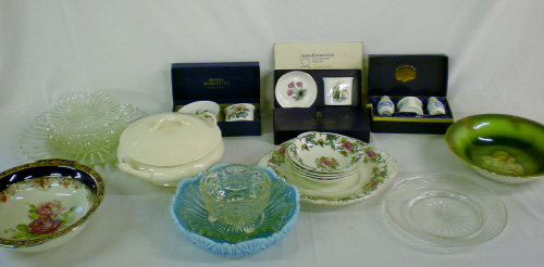 Various glass & ceramics including Royal