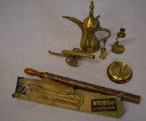 Brass including cannon, Mysto Nippy spra