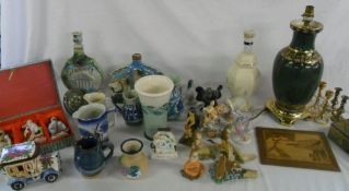 Various items inc lamps, Border Fine Art