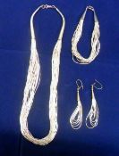 Silver necklace, bracelet and earring se
