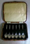 Cased set of Art Deco silver tea spoons,