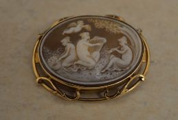 Tested as 9ct gold cameo brooch