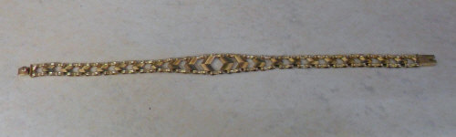 9ct gold bracelet length 7.5" weight 9g
