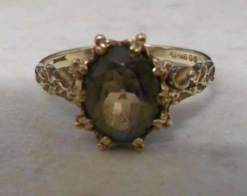 9ct gold smokey quartz ring size P