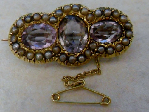 15ct gold amethyst and pearl brooch