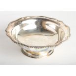 A silver pedestal fruit bowl with shaped and gadrooned border, 28.4oz troy approx