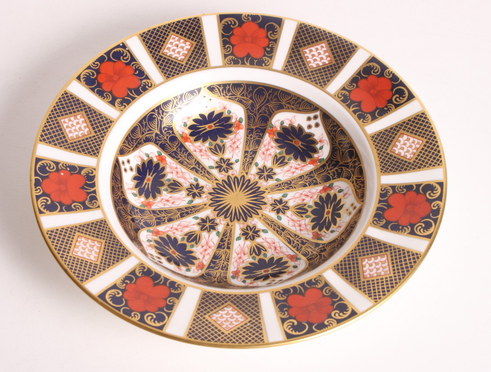 A Royal Crown Derby bone china bowl, pattern 1128, 8 1/2" dia