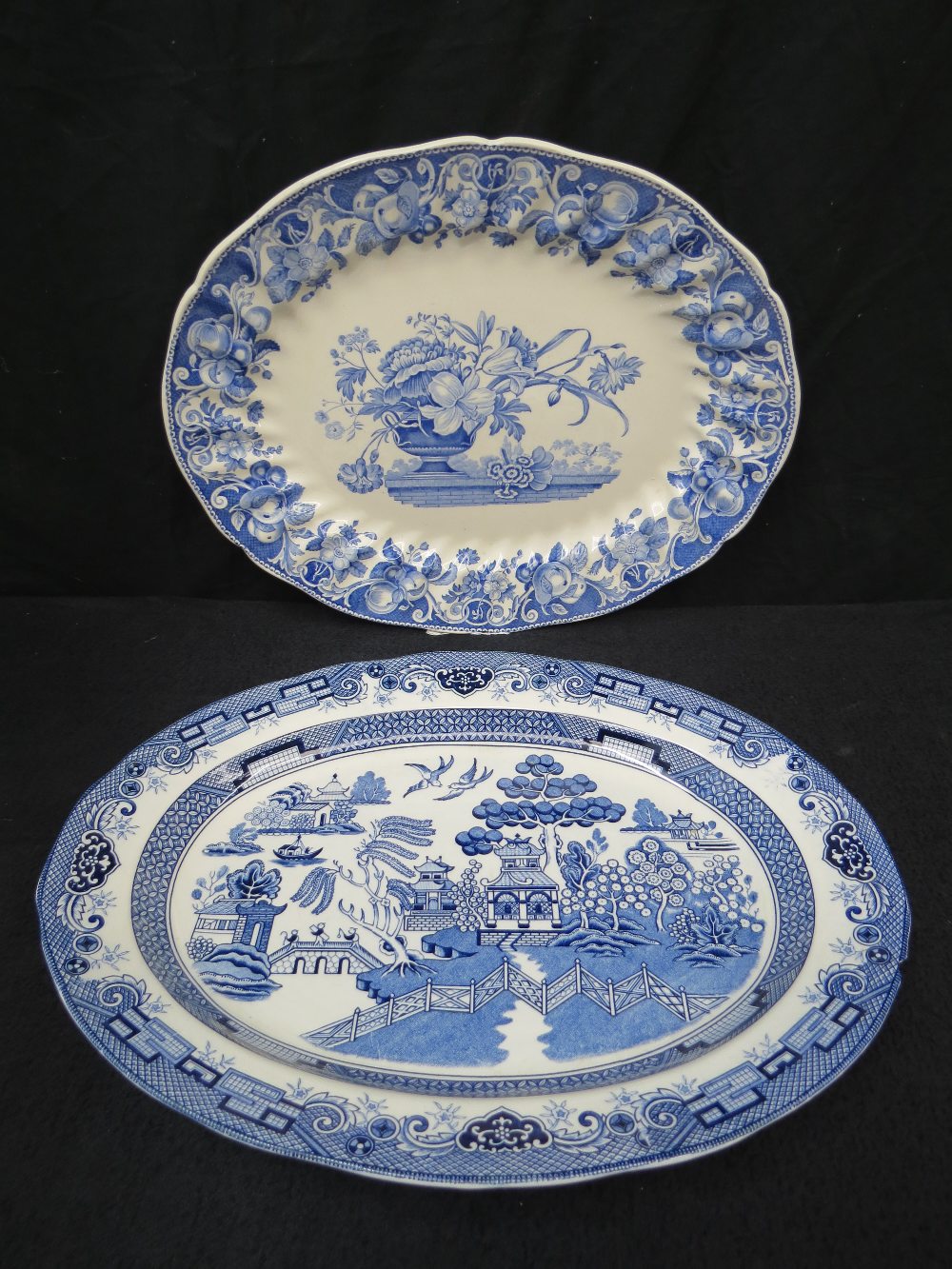 A Royal Doulton blue and white meat dish