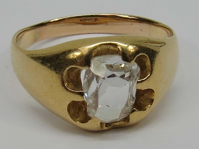 An old cut diamond 'pinky' ring, claw se