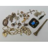 A collection of assorted jewellery items