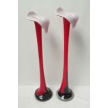 A pair of tall Murano glass solifleur va