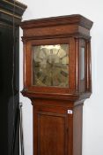 A MID 18TH.C.OAK CASED 30 HOUR LONG CASE CLOCK WITH BRASS DIAL (SIGNATURE WORN)