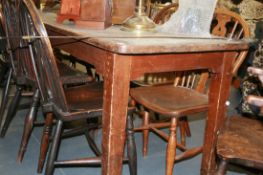 A LARGE ANTIQUE PINE SCULLERY TABLE