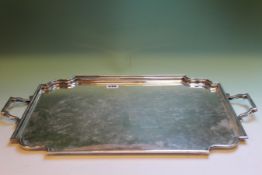 A SILVER TWO HANDLED RECTANGULAR TRAY, SHEFFIELD 1930  81ozs