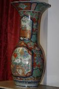 A LARGE JAPANESE VASE WITH FLARED RIM