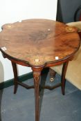 AN EDWARDIAN INLAID ROSEWOOD OCCASIONAL TABLE
