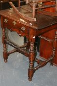 A SMALL OAK SIDE TABLE WITH BOBBIN STRETCHERS