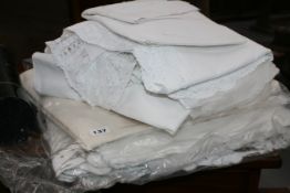 A QUANTITY OF TABLE LINEN