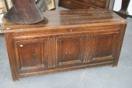 An early 18th Century panelled oak coffer, 154 x 55cm