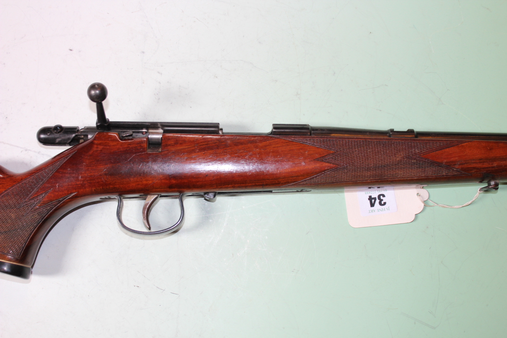 An Anshutz .22 magum bolt action rifle, serial number 396115. (st no. 3167)