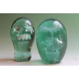 Two Victorian Stourbridge glass dumps, 14cm high