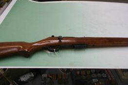 A Savage Arms Company Model 23b .25-20 bolt action rifle, serial number 20417. (st no. 3170)