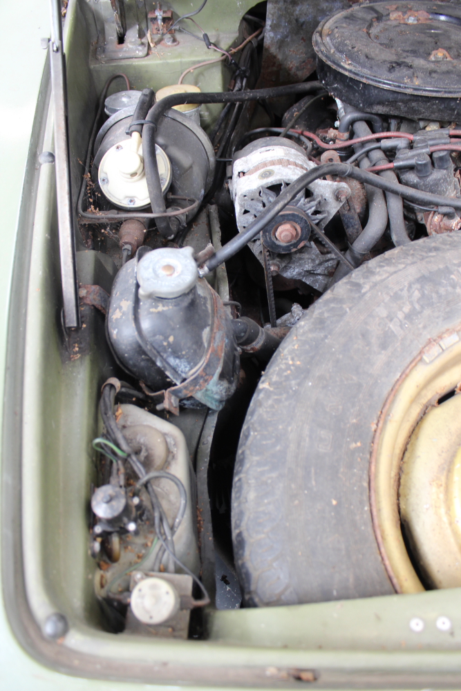 1968 Reliant Scimitar GTE SE5A (believed to be motor show car). Original black rexine interior. - Image 32 of 32