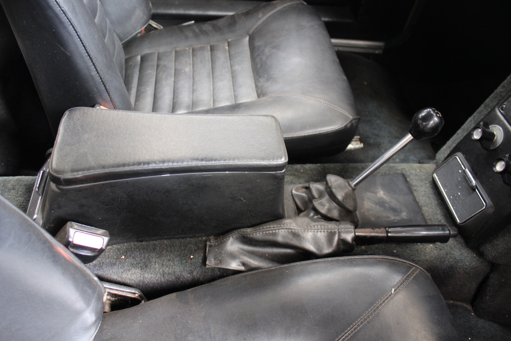 1968 Reliant Scimitar GTE SE5A (believed to be motor show car). Original black rexine interior. - Image 17 of 32