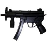 LIEV SCHREIBER SALT RPLICA HK SP 89  A non-firing prop HK SP 89 machine gun used by Liev Schreiber