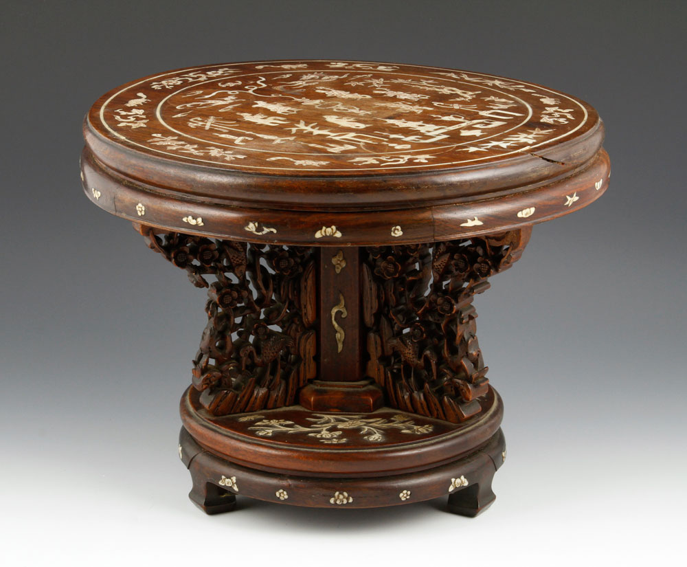 19th C. Chinese Miniature Table Miniature table, China, late 19th century, rosewood, with inlaid - Image 2 of 10