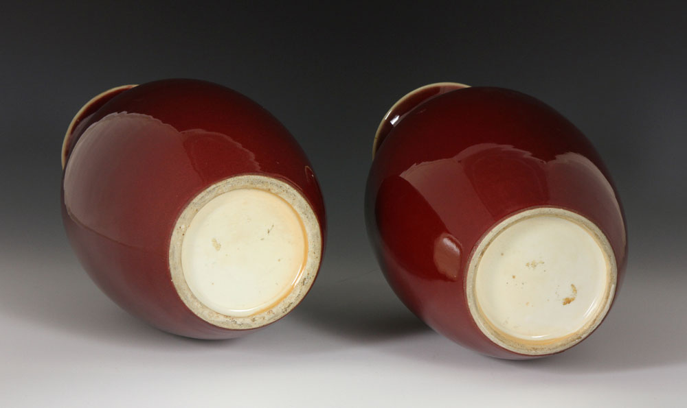 Pair of 19th C. Ox Blood Vases Pair of vases, China, 19th century, porcelain, with ox blood glaze, - Image 3 of 5