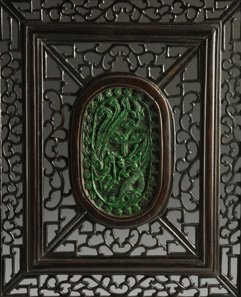 Chinese Table Screen Table screen, China, wood, with spinach jade insert surrounded by openwork - Image 5 of 8