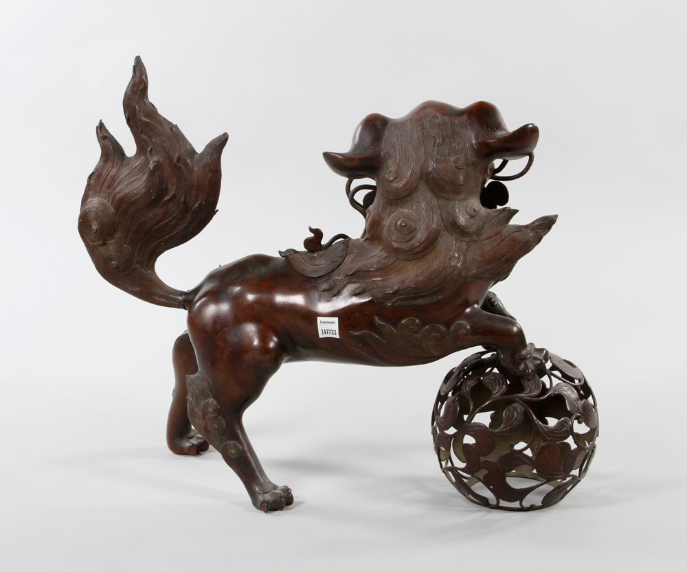 19th C. Japanese Foo Dog Foo dog figure, Japan, 19th century, bronze, comprised of four individual - Image 5 of 5