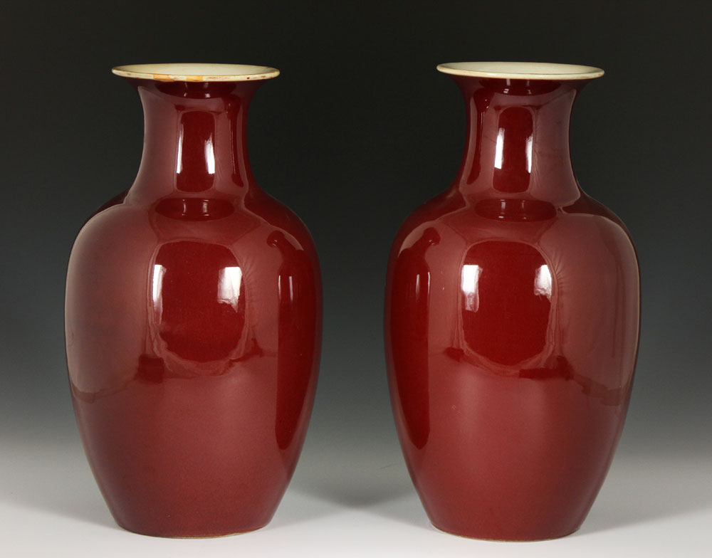 Pair of 19th C. Ox Blood Vases Pair of vases, China, 19th century, porcelain, with ox blood glaze, - Image 2 of 5