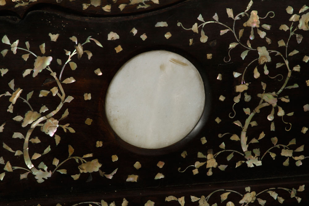 19th C. Chinese Bench Bench, China, 19th century, rosewood, with extensive mother of pearl inlay and - Image 7 of 17