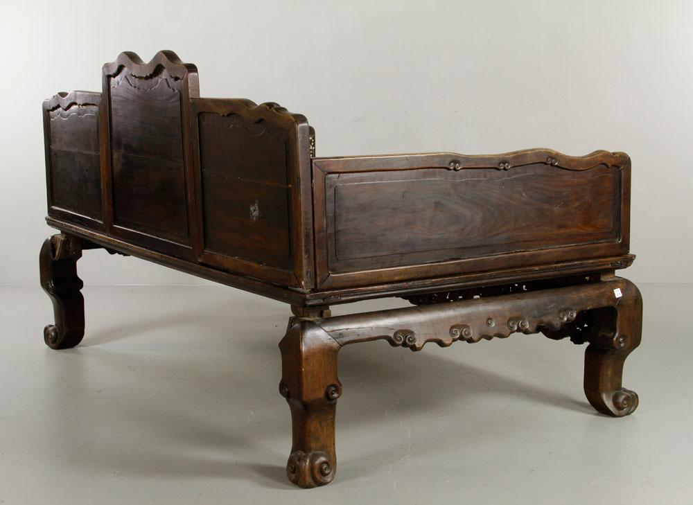 19th C. Chinese Bench Bench, China, 19th century, rosewood, with extensive mother of pearl inlay and - Image 14 of 17