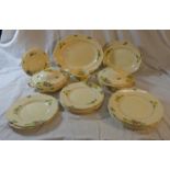 Royal Doulton Minden D5334 Reg. No. 717068 Dinner Service inc. dinner plates, dessert plates, tea