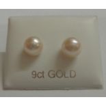 Pair 9ct Gold Cultured Pearl Stud Earrings