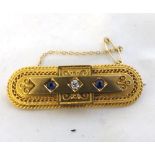 Good quality Victorian 15ct Gold Bar Brooch of shaped rectangular form in Etruscan style, the raised