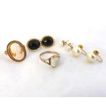 Mixed lot comprising hallmarked 9ct Gold shell Cameo ring, vintage unmarked Yellow Metal Moonstone