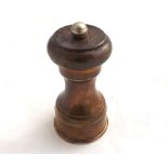 Elizabeth II baluster Pepper Grinder, hallmarked Birmingham 1998, 4  high