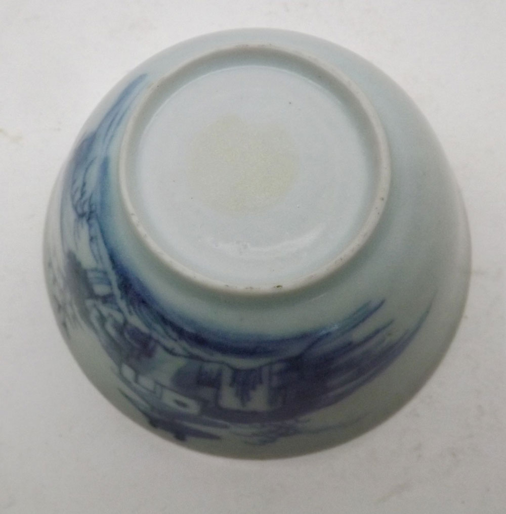 A Nankin Cargo Tea Bowl and Saucer, typically decorated in underglaze blue with Chinese river scene, - Image 7 of 7