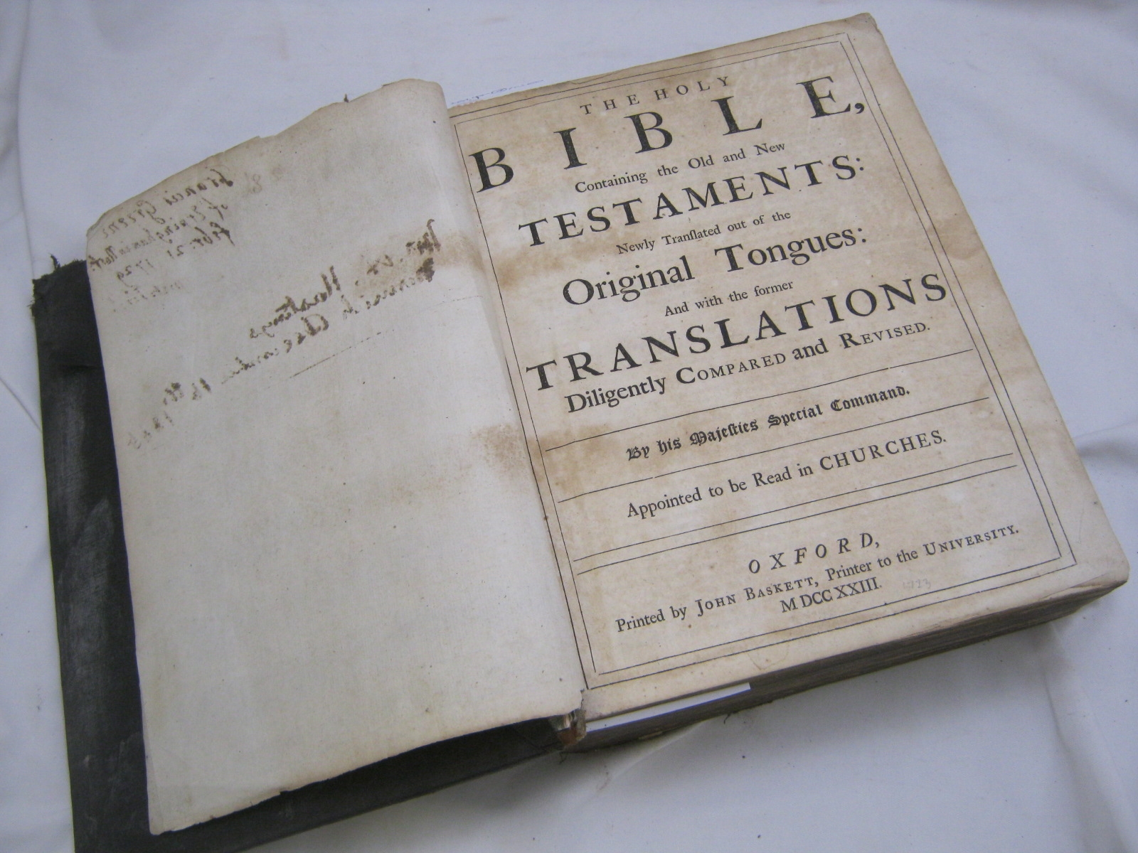 THE HOLY BIBLE..., Oxford, J Baskett, 1723, 4to, old cf v worn, top bd dtchd